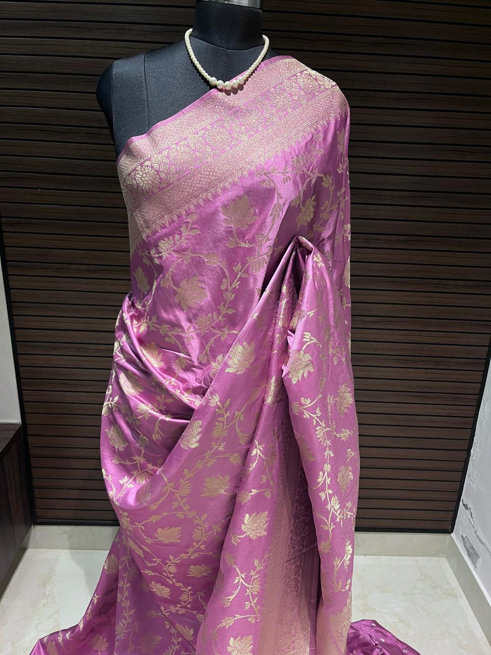 Lavender Banarasi Saree | Swathi Nanda Sarees