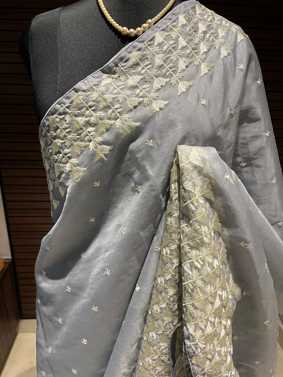 Grey Jamdani embroidered Organza Saree | Swathi Nanda Saree